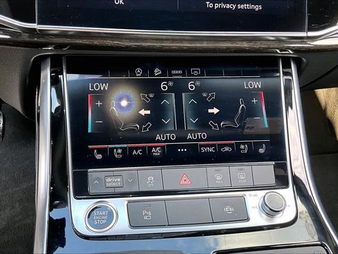 Used 2025 Audi Q7 3.0T Premium Plus image 31