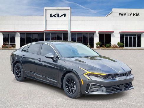 New 2026 Kia K5 LXS FWD image 1