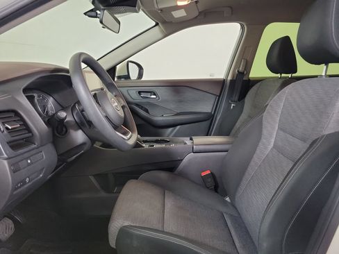 Used 2023 Nissan Rogue SV FWD image 12
