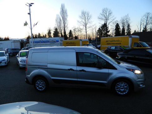 Used 2015 Ford Transit Connect XLT image 9