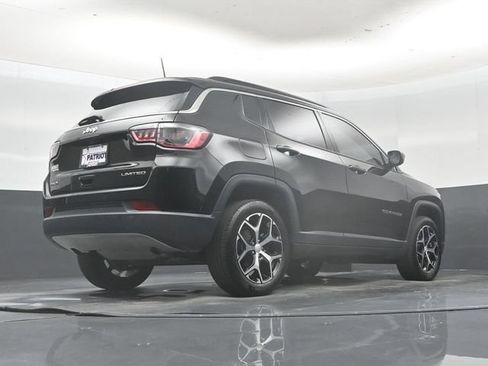 Used 2024 Jeep Compass Limited AWD/4WD image 47