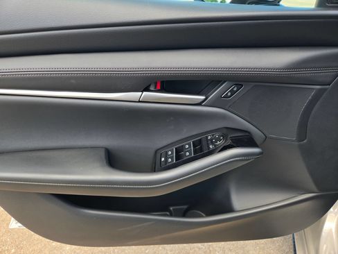New 2026 MAZDA MAZDA3 s FWD image 19
