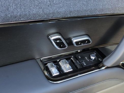 New 2026 Land Rover Range Rover Sport Dynamic SE image 21