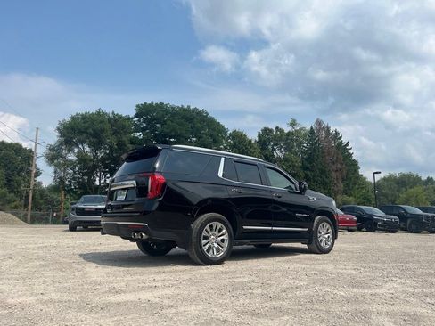 Used 2023 GMC Yukon Denali AWD/4WD image 7