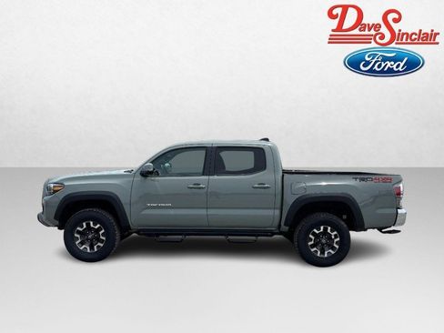 Used 2023 Toyota Tacoma TRD Off-Road AWD/4WD image 10