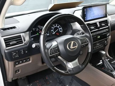 Certified 2023 Lexus GX 460 Premium w/ Premium Package AWD/4WD image 21