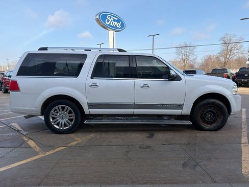 Used 2013 Lincoln Navigator L 4WD w/ HD Trailer Tow Pkg image 6