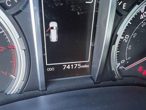 Used 2021 Toyota 4Runner Limited image 20