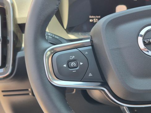Used 2023 Volvo XC40 Recharge Ultimate w/ Protection Package Premier AWD/4WD image 17