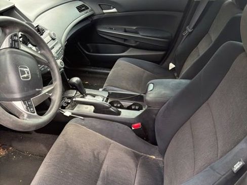 Used 2010 Honda Accord LX-P image 9
