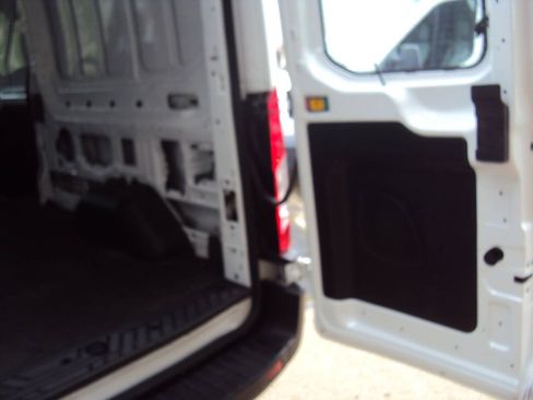 Used 2023 Ford Transit 250 148 High Roof RWD image 20