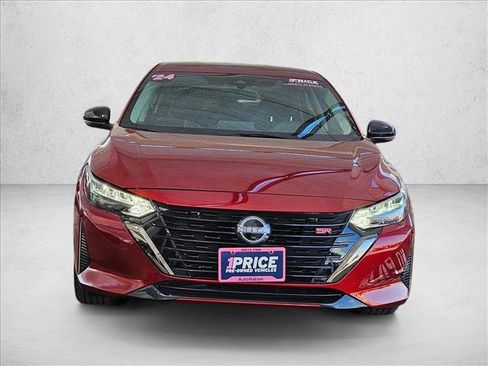 Used 2024 Nissan Sentra SR image 2