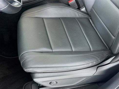 Certified 2025 Mercedes-Benz GLE 350 4MATIC image 21