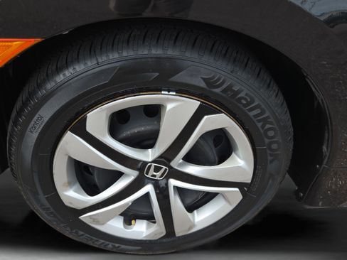 Used 2016 Honda Civic LX image 33