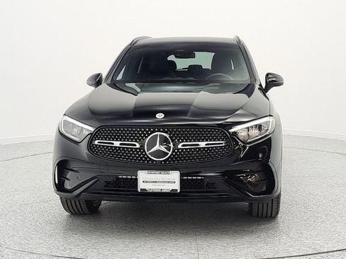 Certified 2023 Mercedes-Benz GLC 300 image 2