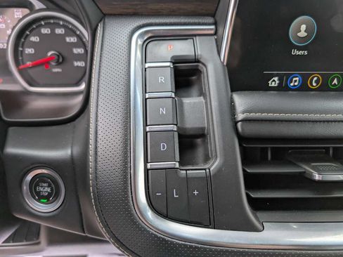 Used 2021 Chevrolet Tahoe Premier AWD/4WD image 33