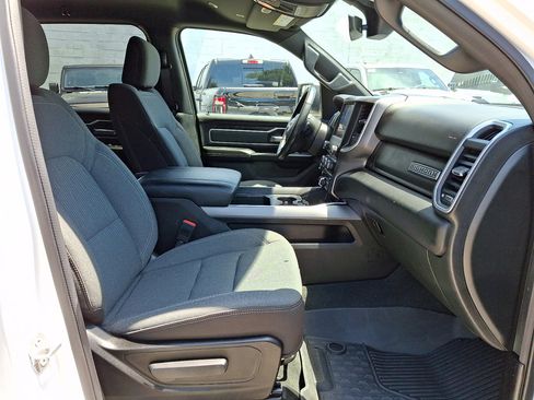 Used 2022 RAM 1500 Big Horn AWD/4WD image 12