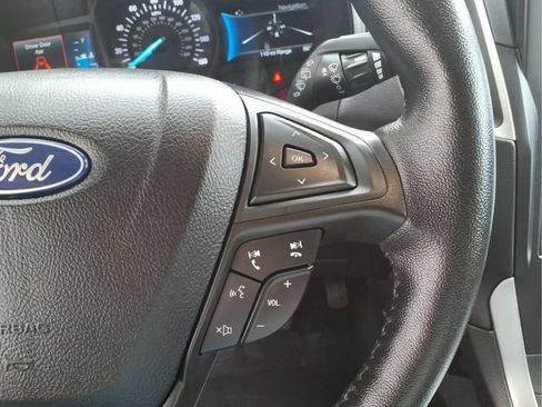 Used 2022 Ford Edge SEL w/ Convenience Package AWD/4WD image 17