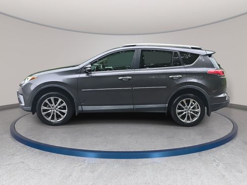 Used 2017 Toyota RAV4 Limited FWD image 8