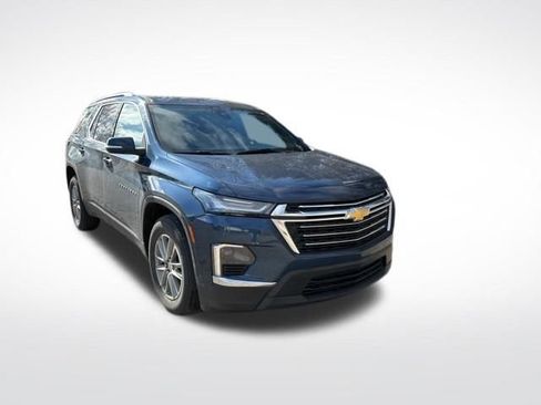 Used 2023 Chevrolet Traverse LT w/ LPO, Floor Liner Package image 8
