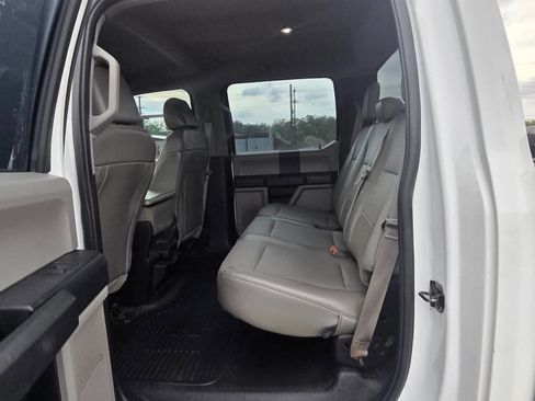 Used 2019 Ford F250 XL w/ Power Equipment Group AWD/4WD image 16