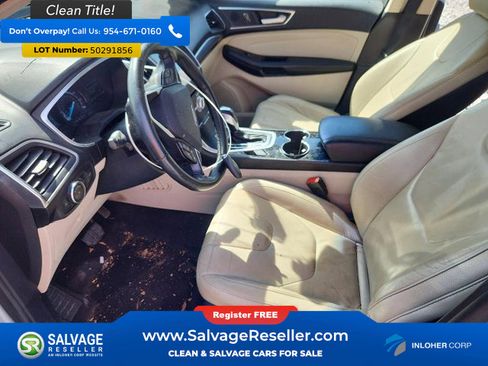 Used 2017 Ford Edge Titanium w/ Technology Package FWD image 9
