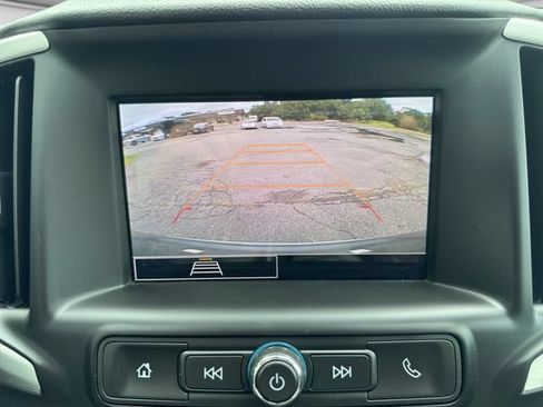 Used 2023 GMC Terrain SLE w/ Driver Convenience Package AWD/4WD image 19