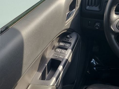 Used 2020 Chevrolet Colorado LT image 22