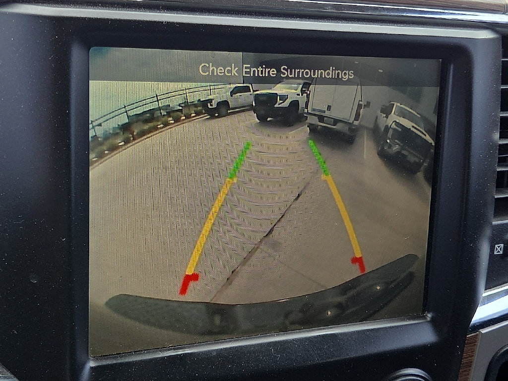Used 2014 RAM 2500 Laramie w/ Black Appearance Group AWD/4WD image 18