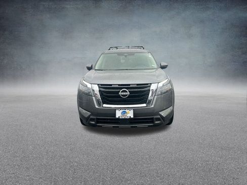 Used 2024 Nissan Pathfinder SV image 37
