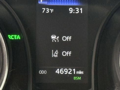 Used 2024 Toyota Camry SE w/ Convenience Package image 15