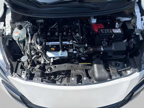 Used 2025 Nissan Versa SV w/ Trunk Package image 16