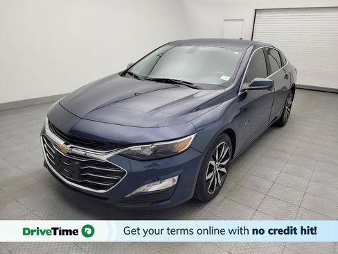 Used 2019 Chevrolet Malibu LT FWD image 1