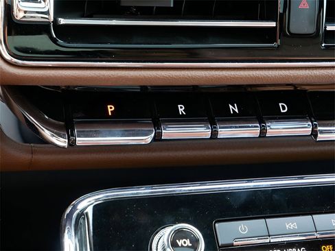 Used 2024 Lincoln Navigator Reserve image 23