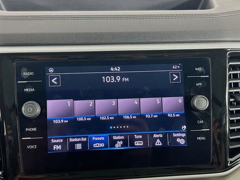 Used 2022 Volkswagen Atlas SEL image 19