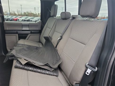 Certified 2022 Ford F350 XLT w/ Black Appearance Package image 33