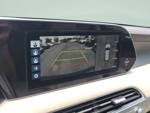 Used 2020 Hyundai Palisade Limited FWD image 17