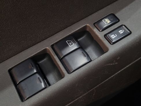 Used 2015 Nissan Xterra PRO-4X image 27