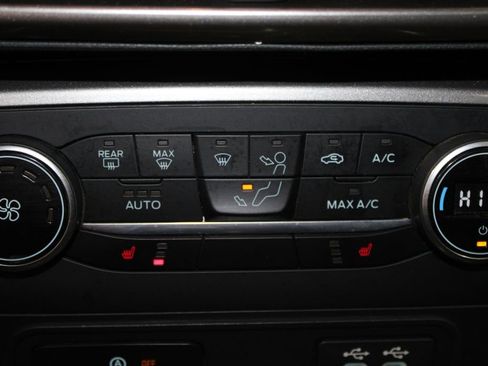 Used 2021 Ford EcoSport SE w/ SE Convenience Package image 50