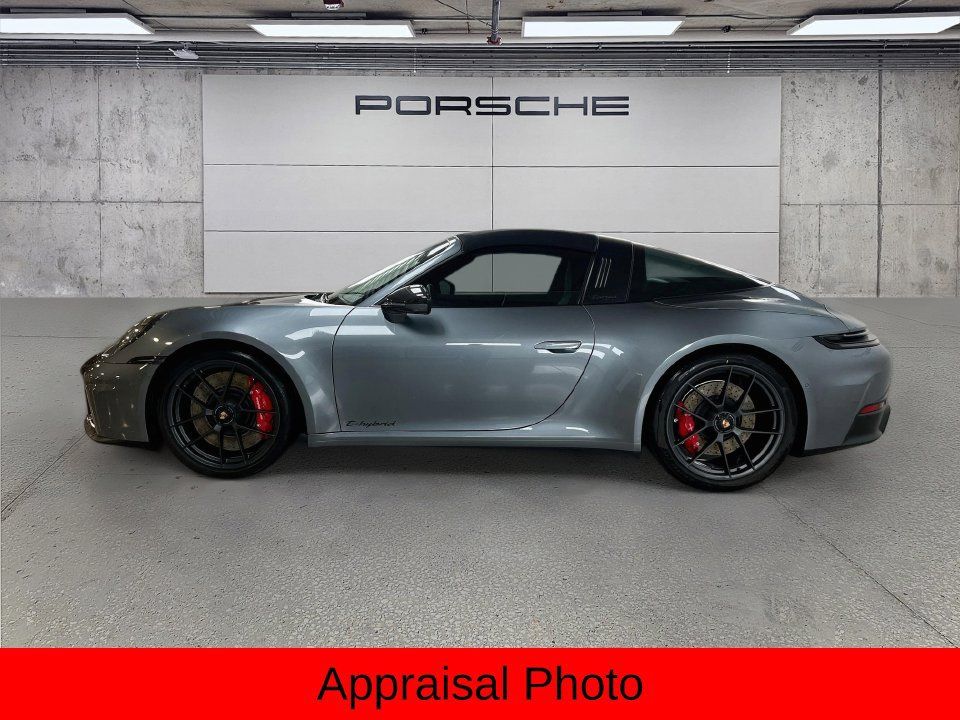 Certified 2026 Porsche 911 Targa 4 GTS AWD/4WD image 2
