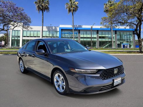 Used 2023 Honda Accord LX image 2
