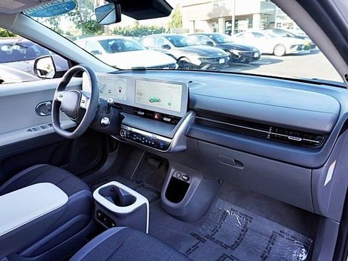 Certified 2024 Hyundai Ioniq 5 SEL RWD image 11