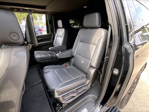 Certified 2024 GMC Yukon XL Denali image 17