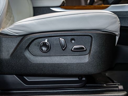 Used 2025 Cadillac Escalade ESV Sport Platinum w/ LPO, Floor Liner Package image 25