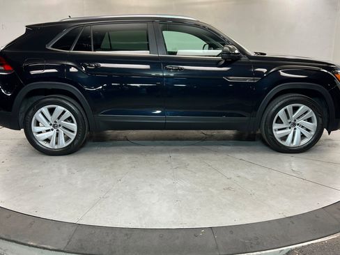 Used 2023 Volkswagen Atlas Cross Sport SE image 7