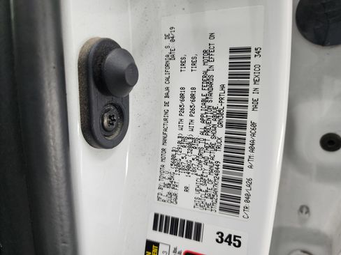 Used 2019 Toyota Tacoma Limited image 50