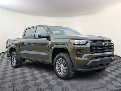 Used 2024 Chevrolet Colorado LT w/ LPO, Dark Essentials Package