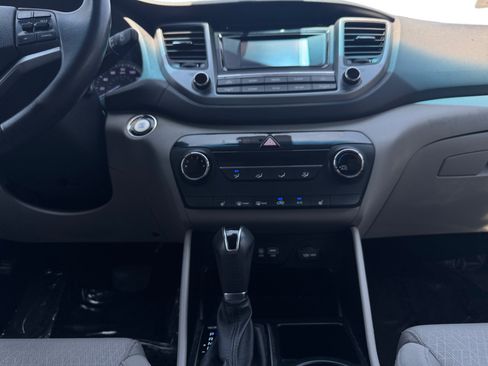 Used 2016 Hyundai Tucson Sport AWD/4WD image 11