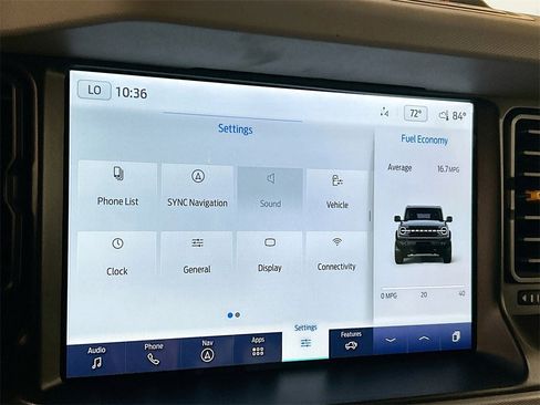 Used 2022 Ford Bronco Badlands image 13