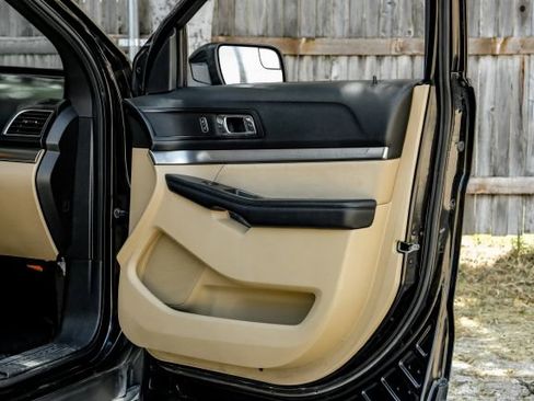 Used 2017 Ford Explorer 4WD image 41